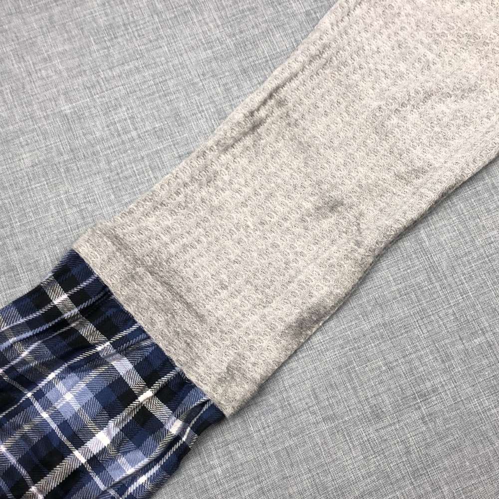 Style & Co Gray & Plaid Contrast Top Size Medium - Picture 6 of 6